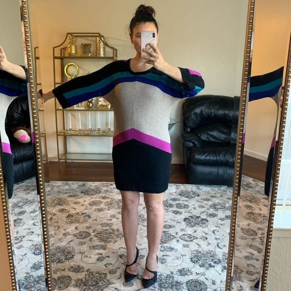 BCBGMaxAzria sweater dress - Picture 2 of 8